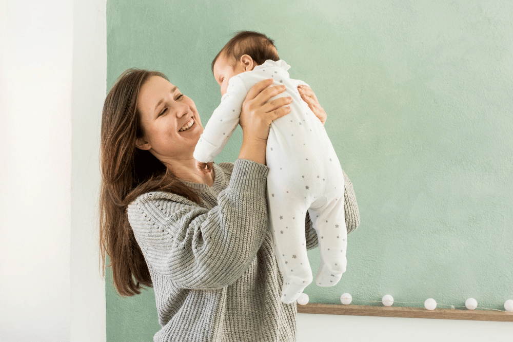 Cara mengenalkan body boundaries pada bayi