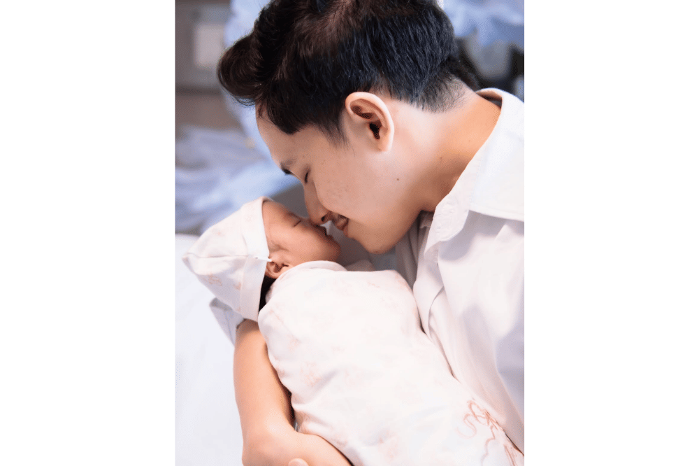 Foto anak kembar Nanda Arsyinta dan Ardya Tridwantoro