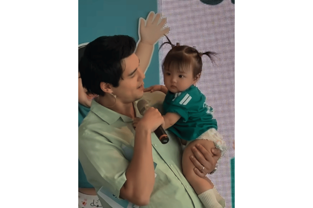 Momen kebersamaan Callie The Hartono's Family dengan Maxime Bouttier
