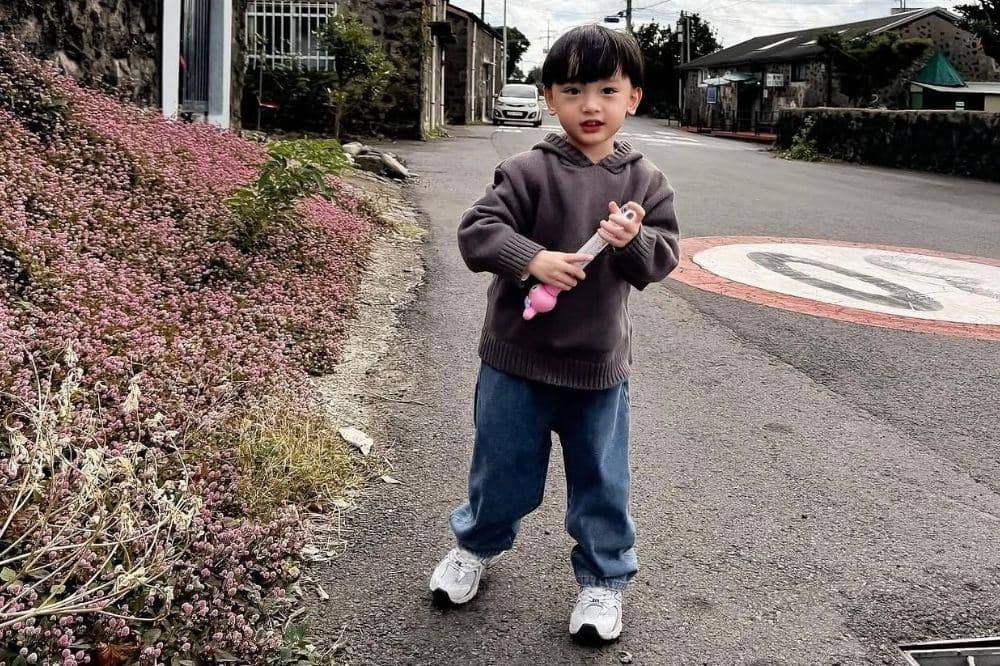 Biodata Anzel Maverick Xie 1