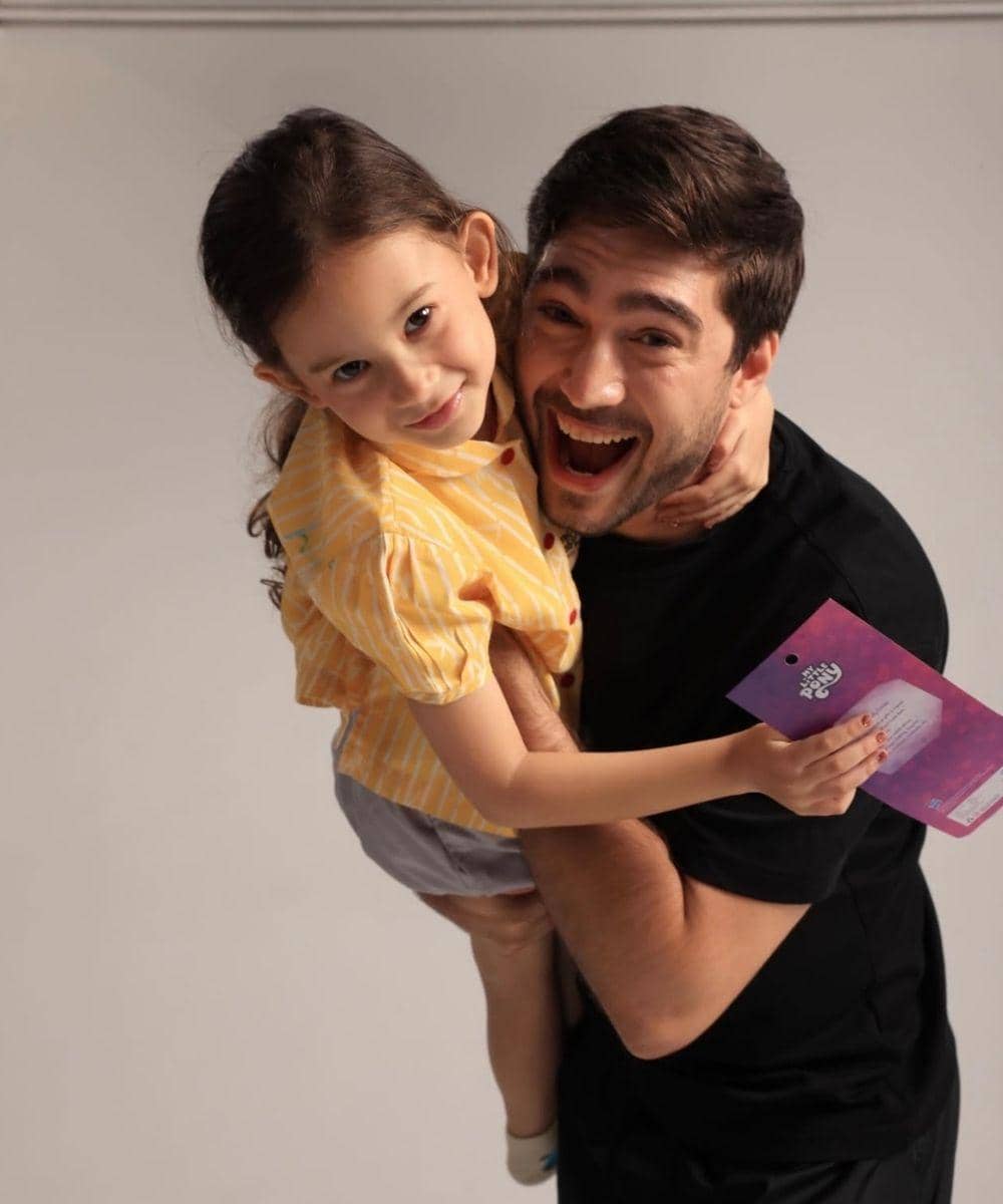 Foto Akrab Eryck Amaral dan Bella 1