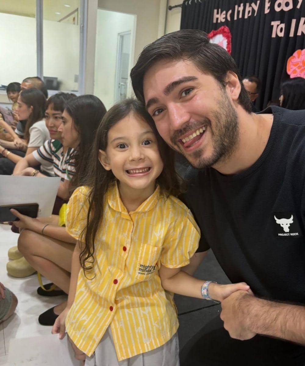 Foto Akrab Eryck Amaral dan Bella 3