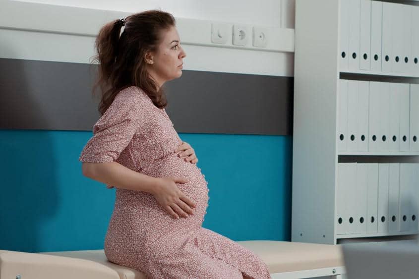 Kondisi yang perlu diperhatikan sebelum melakukan pijat ibu hamil
