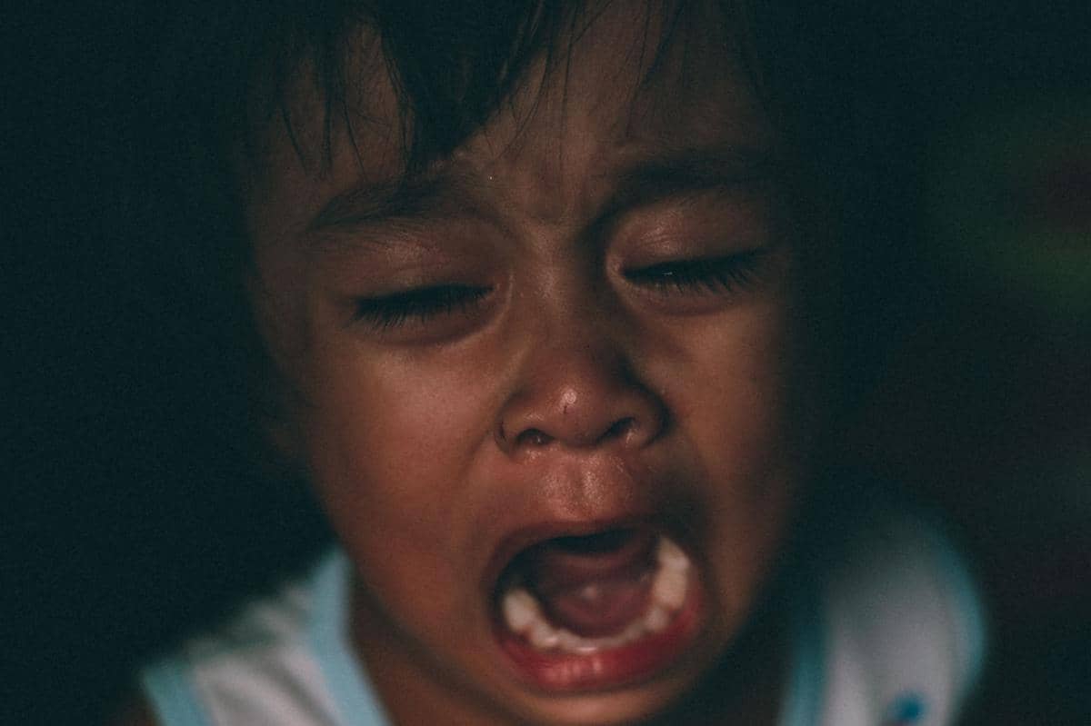 Tahapan tumbuh kembang anak usia 3 tahun mulai takut kegelapan