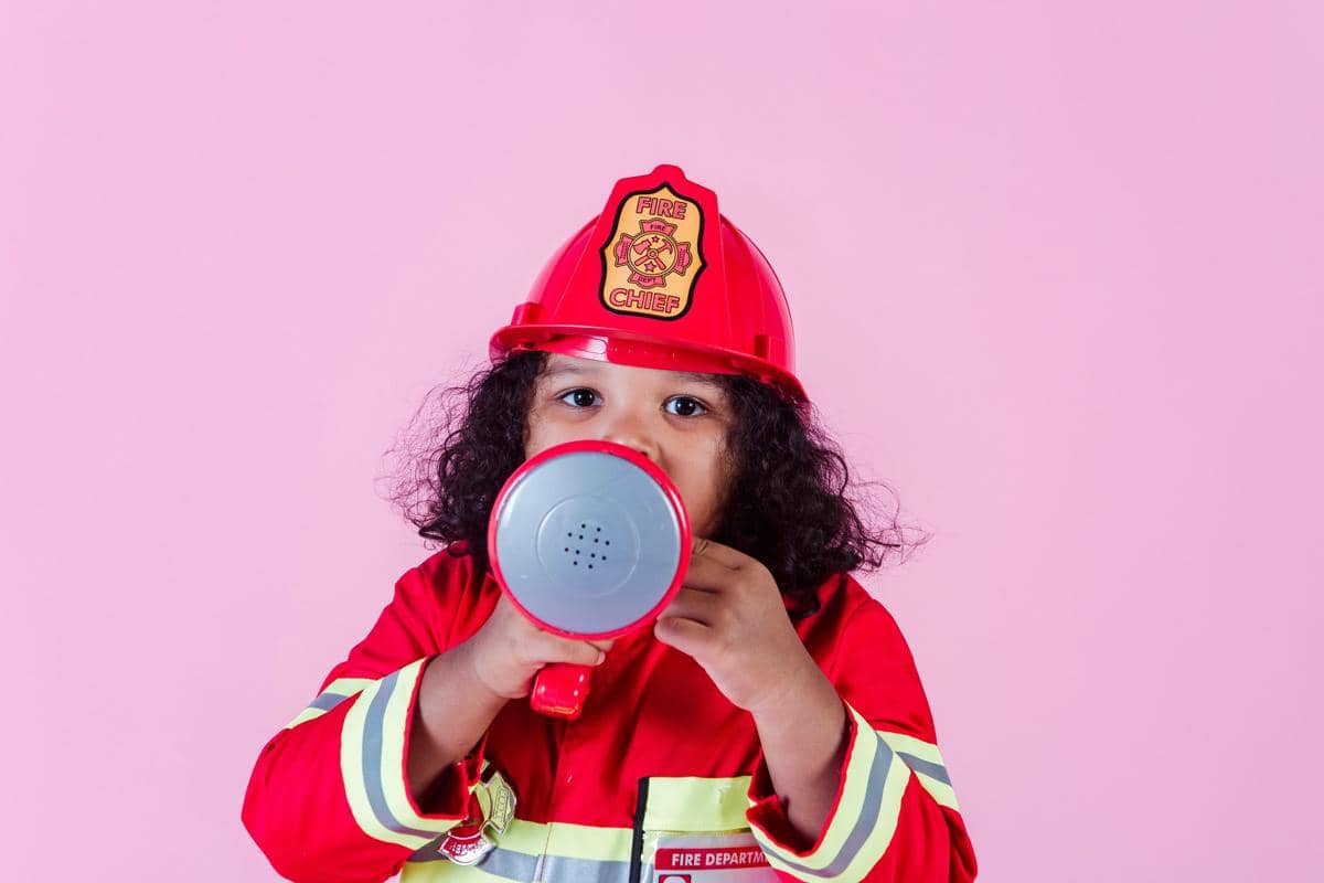Tahapan tumbuh kembang anak usia 3 tahun mulai suka bermain peran