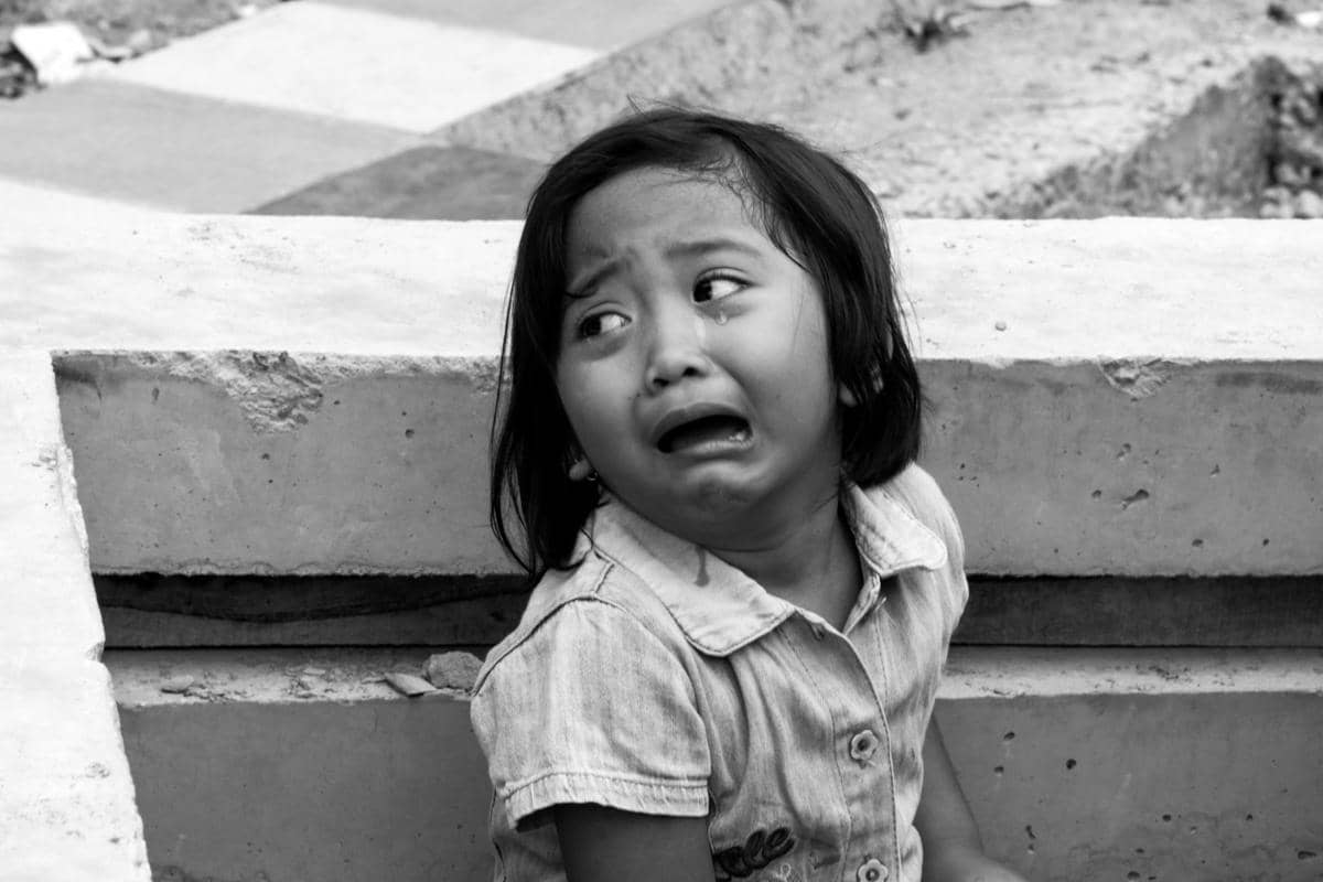 Hal yang bisa membuat anak usia 2 tahun sedih sedang asyik bermain diajak pulang