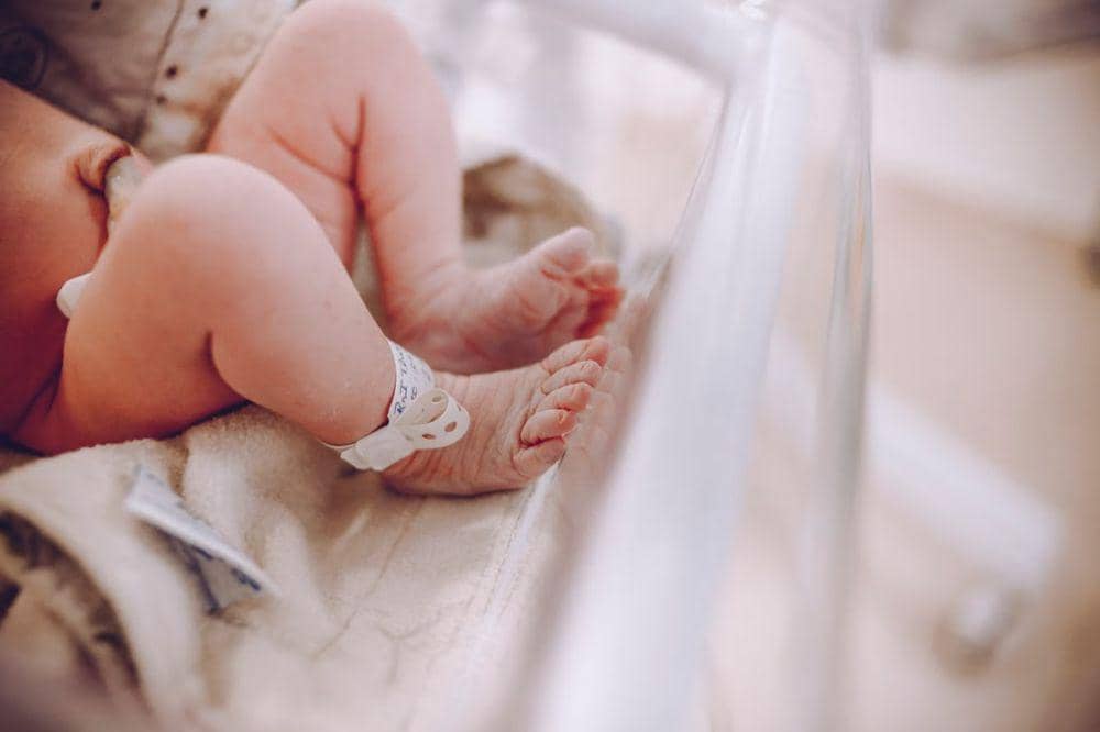 Apa yang Harus Dilakukan saat Tali Pusar Bayi Lepas