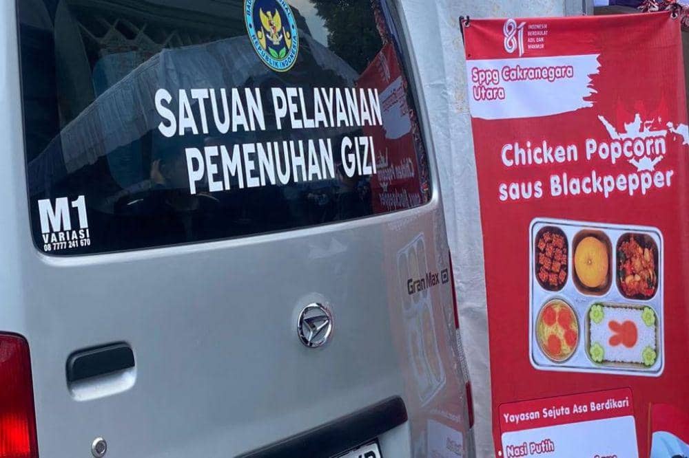 Makanan baru dikonsumsi santri setelah pukul 12.00 WIB