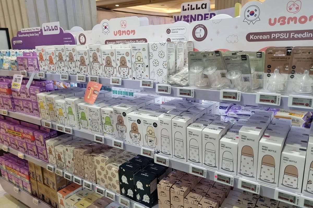 Kebutuhan feeding bayi juga bisa ditemukan