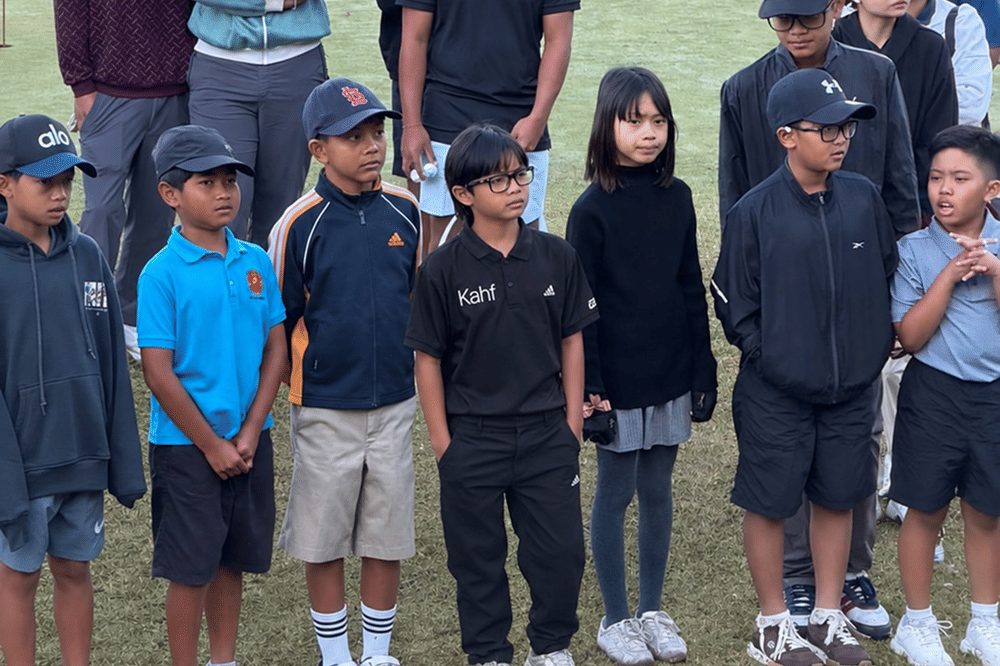 Momen Manis Ditto Dampingi Sekala di Turnamen Golf Perdana 