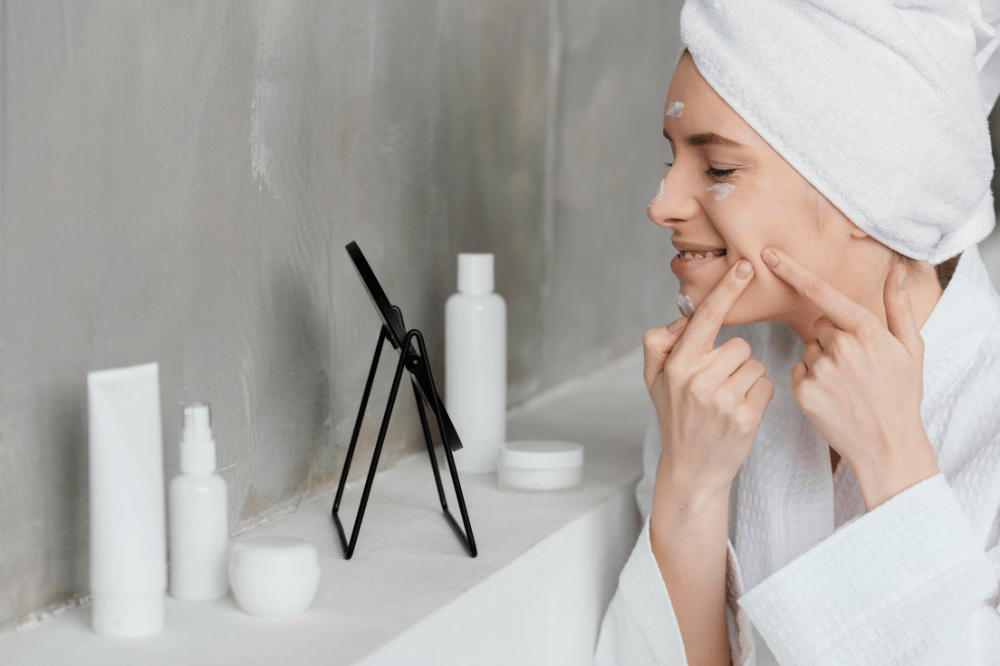 Kandungan Skincare yang Harus Dihindari Kulit Berjerawat