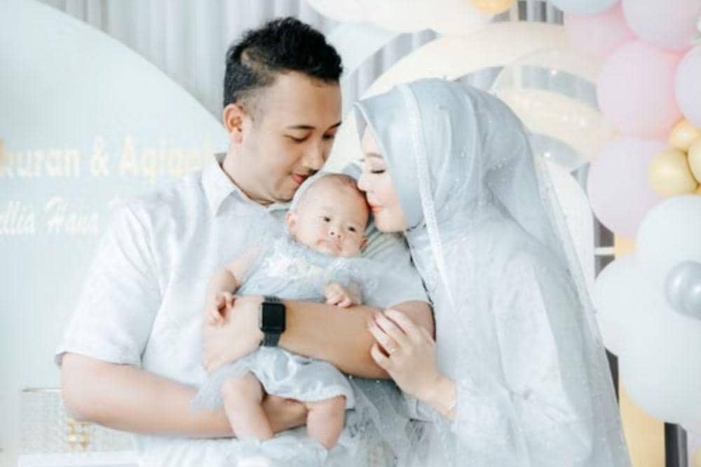 Mengapa Tidak Boleh Mencium Bayi Sembarangan? Ini Alasannya