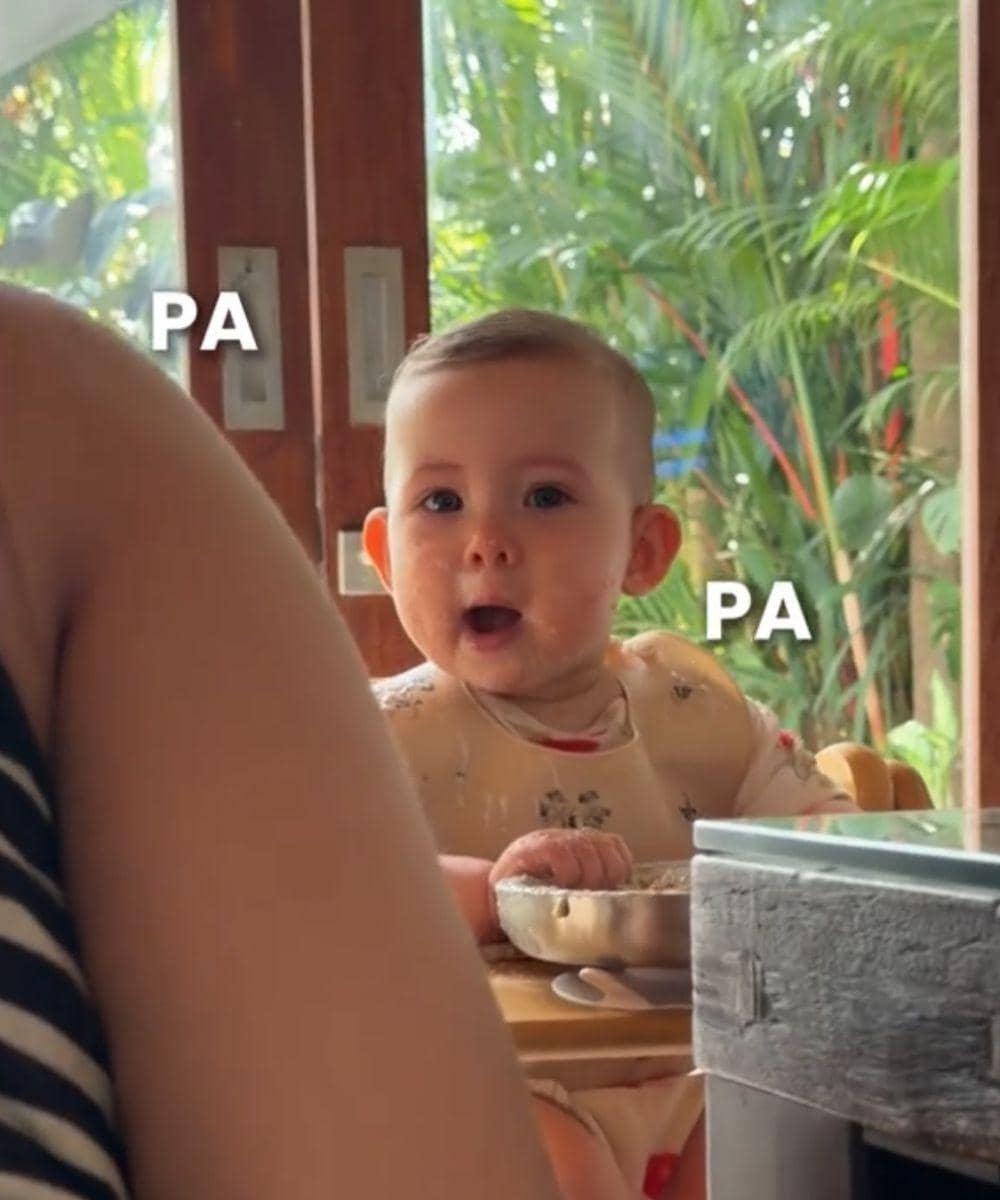 Kaia juga sudah bisa memanggil “papa”