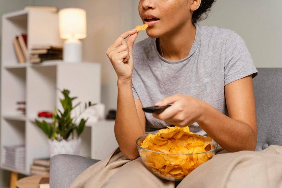 Konsumsi makanan tinggi garam