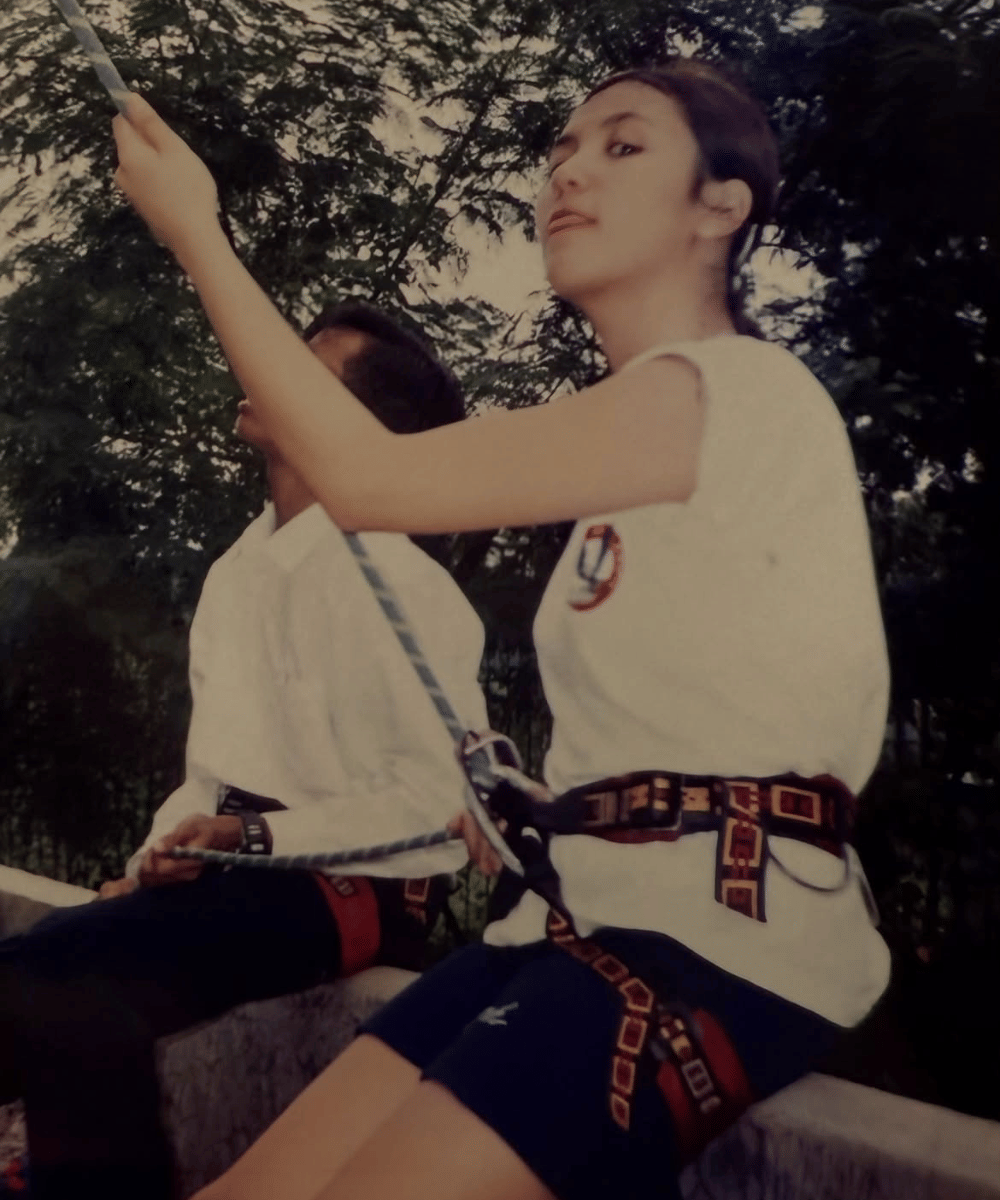 Penuh keberanian saat bersiap main flying fox