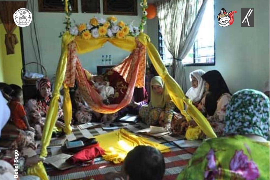 Tradisi marhaban buai anak