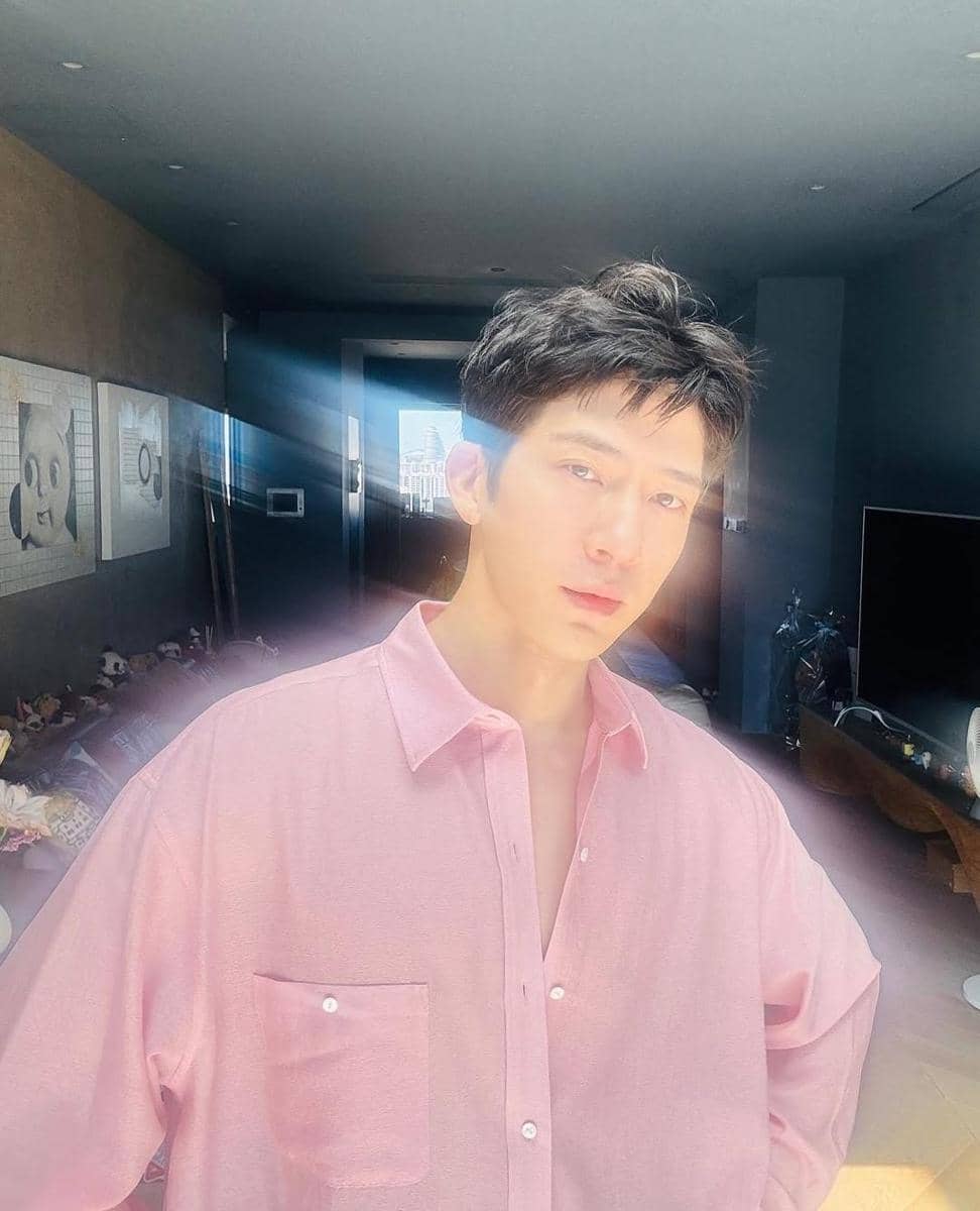 instagram.com/jingxiaoxiansheng