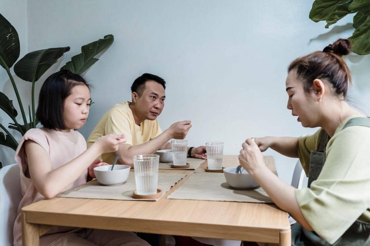 Cara Melindungi Diri dari Paparan Abu Vulkanik