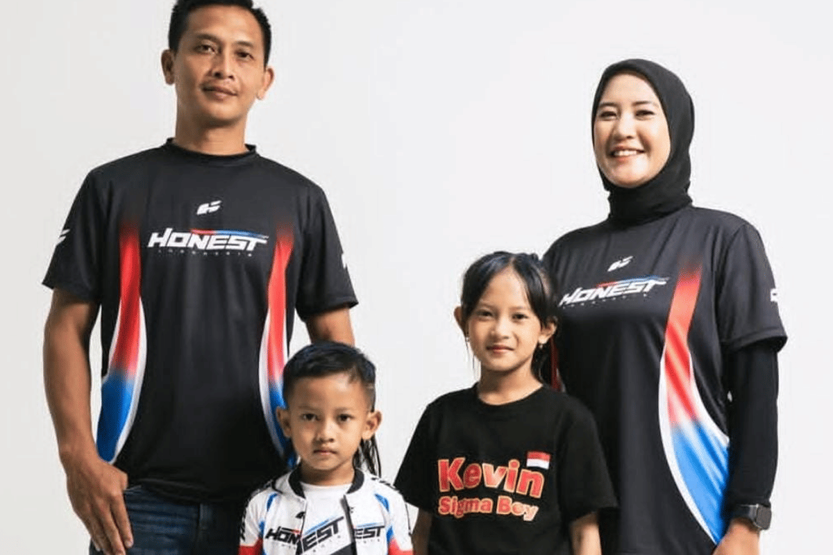 Orangtua melihat potensi Kevin yang hebat dalam pushbike