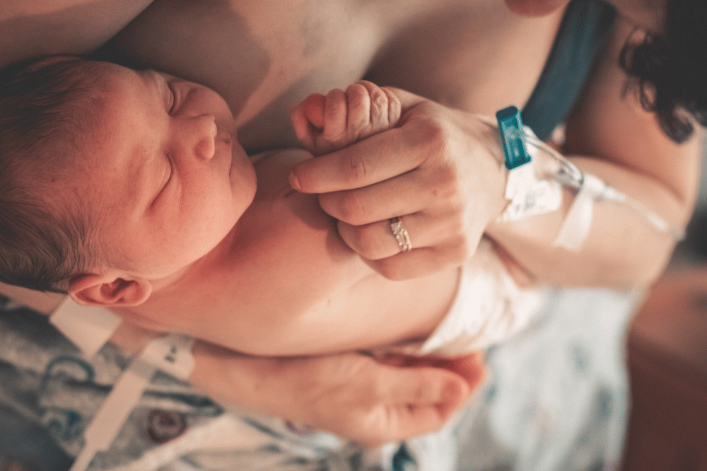 Cara memperkuat sistem imun bayi yang lahir caesar