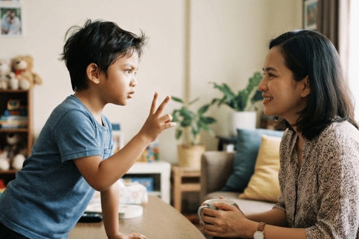 Aturan yang ditetapkan orang tua terasa mengganggu kebebasan anak