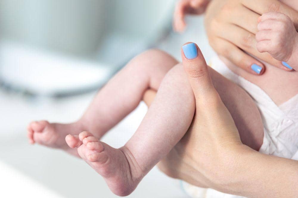 Kondisi bayi tidak membaik hingga dibawa ke dua fasilitas kesehatan