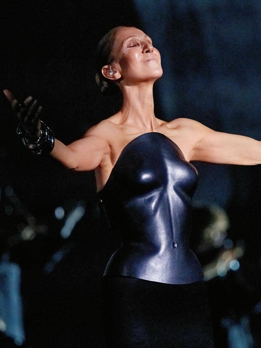 Celine Dion gelar konser dalam keadaan melawan penyakit