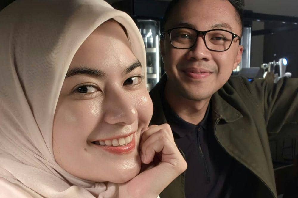 Hubungan dr. Gia dan istri harmonis dan baik-baik saja