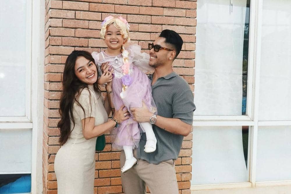 5 Potret Gemas Xarena Anak Siti Badriah, Tampil bak Rapunzel