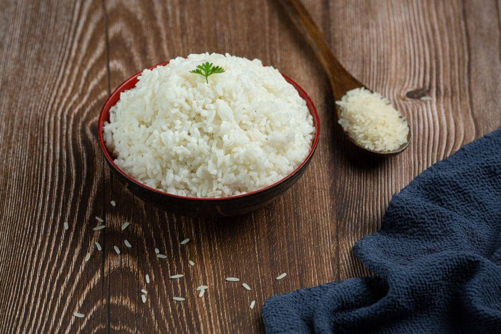 Nasi Dingin Lebih Sehat Dibanding Nasi Panas? Begini Penjelasannya