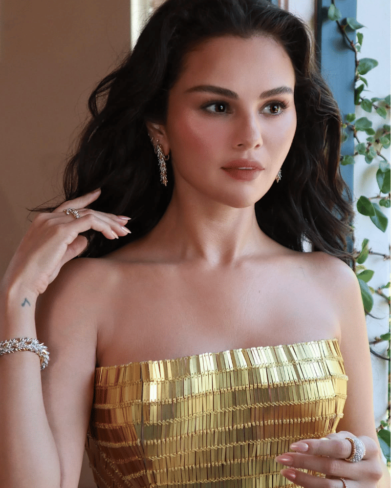 emmys selgom (3).png