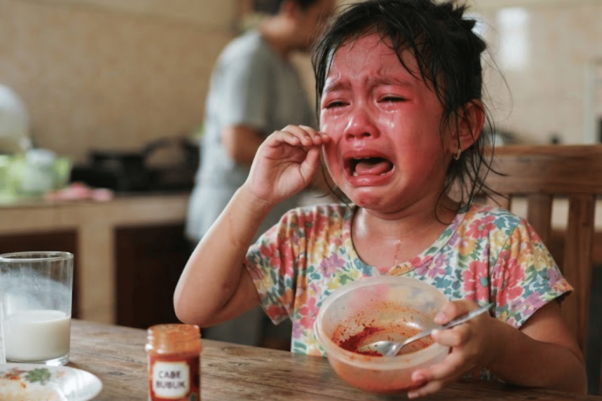 Mama menggunakan parenting VOC untuk memberikan efek jera pada anak