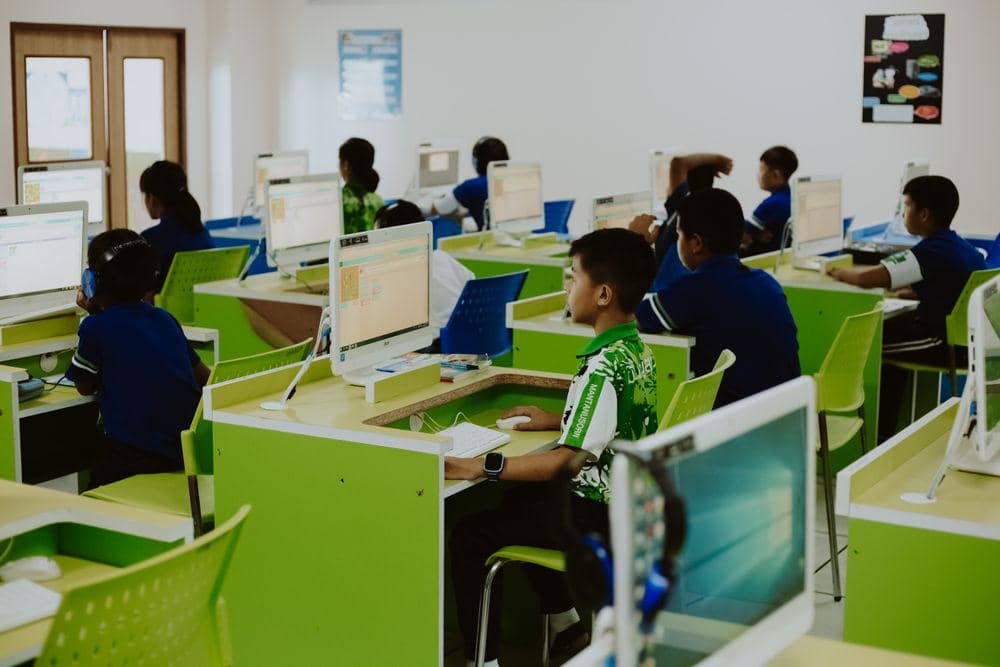 Sebanyak 53 persen siswa menggunakan AI untuk belajar