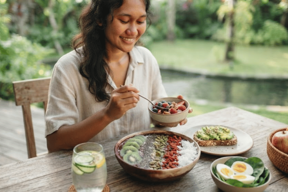 Membatasi konsumsi gula berlebih dan makanan olahan
