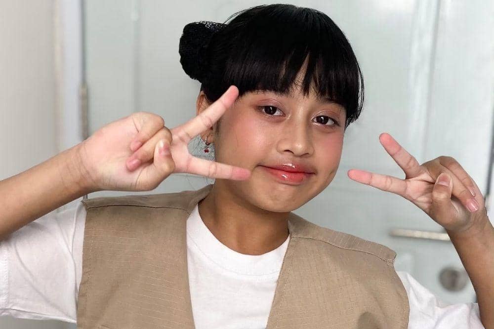 Seru Banget! Venna Melinda Rayakan Ultah Vania di Sekolah