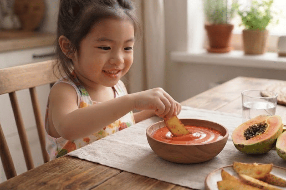Sesuaikan tingkat kepedasan saus dengan selera makan anak