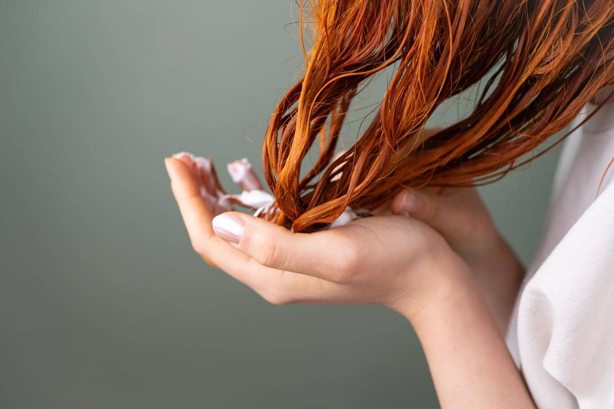 Gunakan conditioner agar rambut lebih mudah diatur
