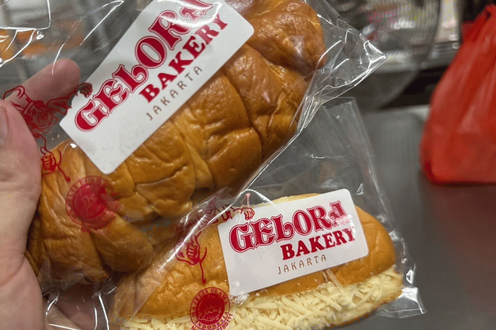 Toko Roti Gelora