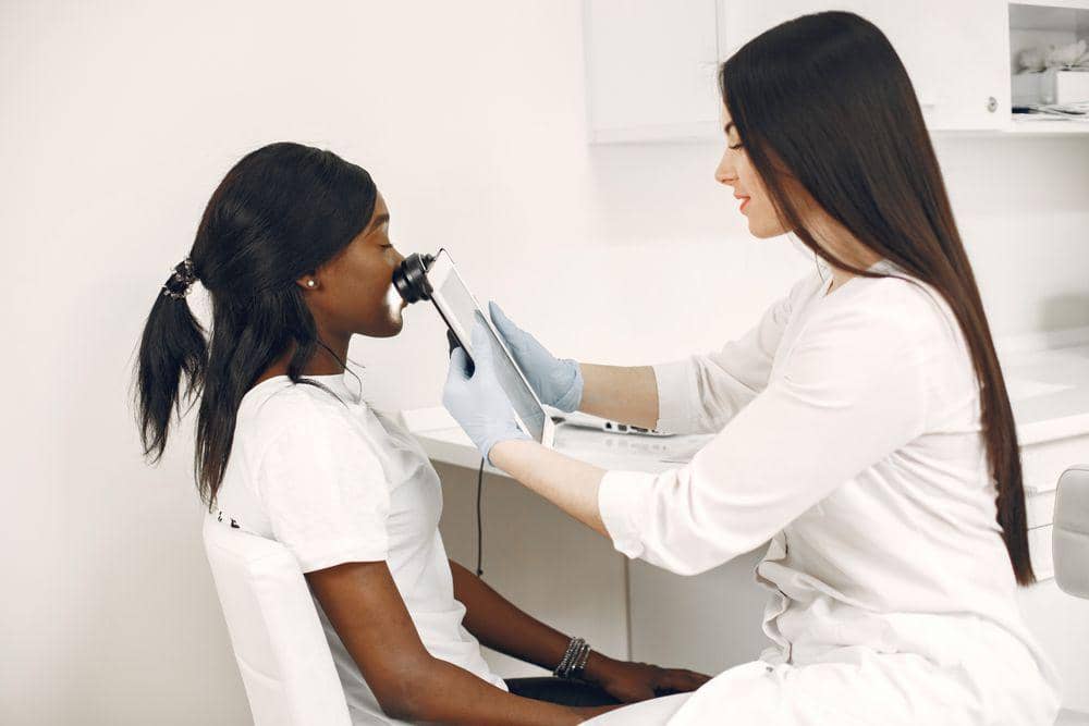 Berawal dari dermatologi dan perawatan kulit berjerawat