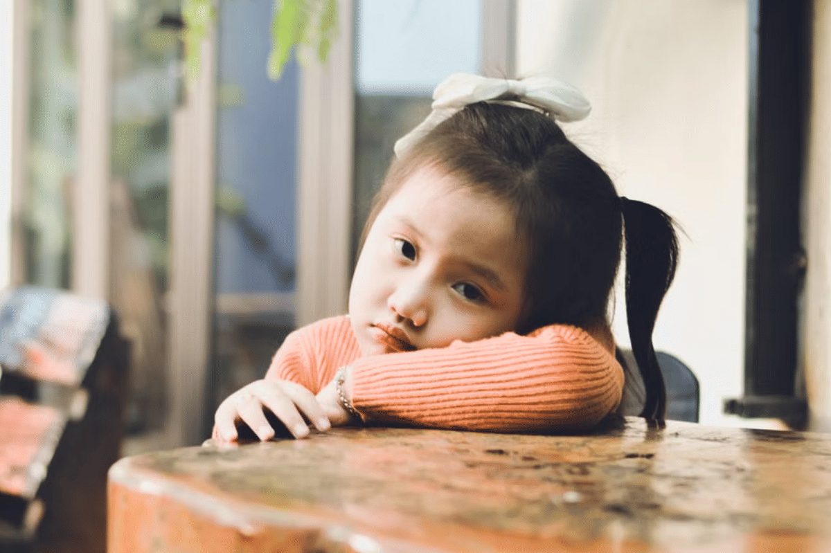 15 Hal yang Diam-Diam Bisa Melukai Perasaan Anak Usia 3 Tahun