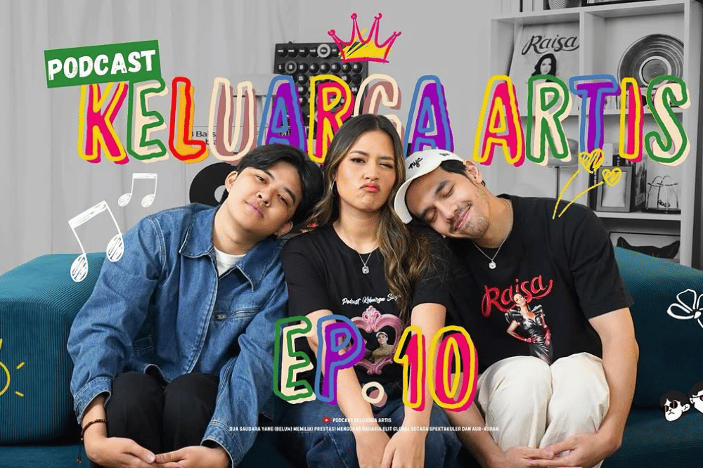 Terkenal lewat “Podcast Keluarga Artis”