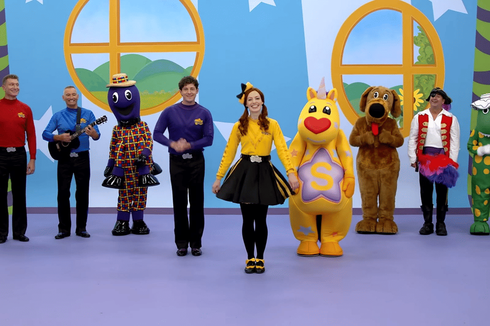 Lirik Lagu 'Hokey Pokey' dan Artinya 5