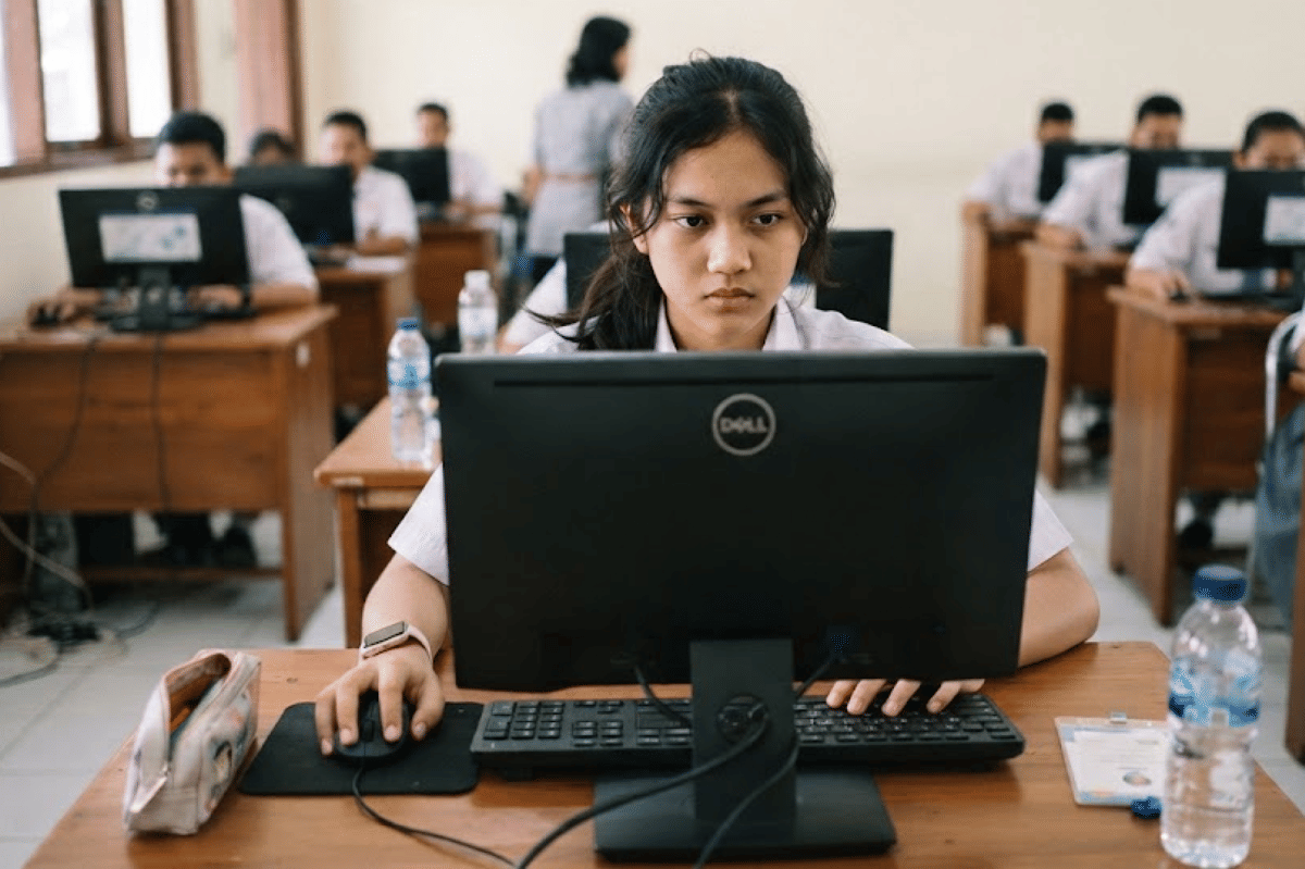 Anak perlu mencatat berapa lama waktu untuk setiap mata pelajaran