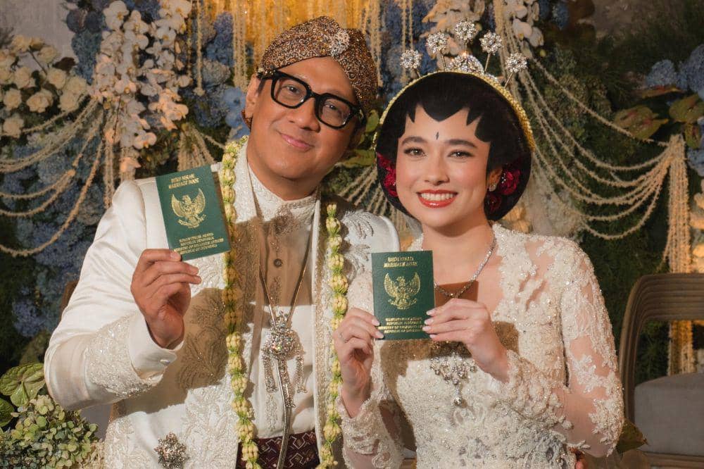 Berapa Perbedaan Umur Andre Taulany dan Amanda Rigby?