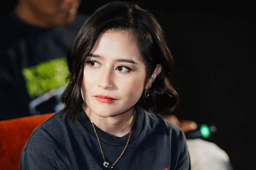 Main Film Memburu Pemangsa, Prilly Latuconsina Serukan #JagaAnakAnak