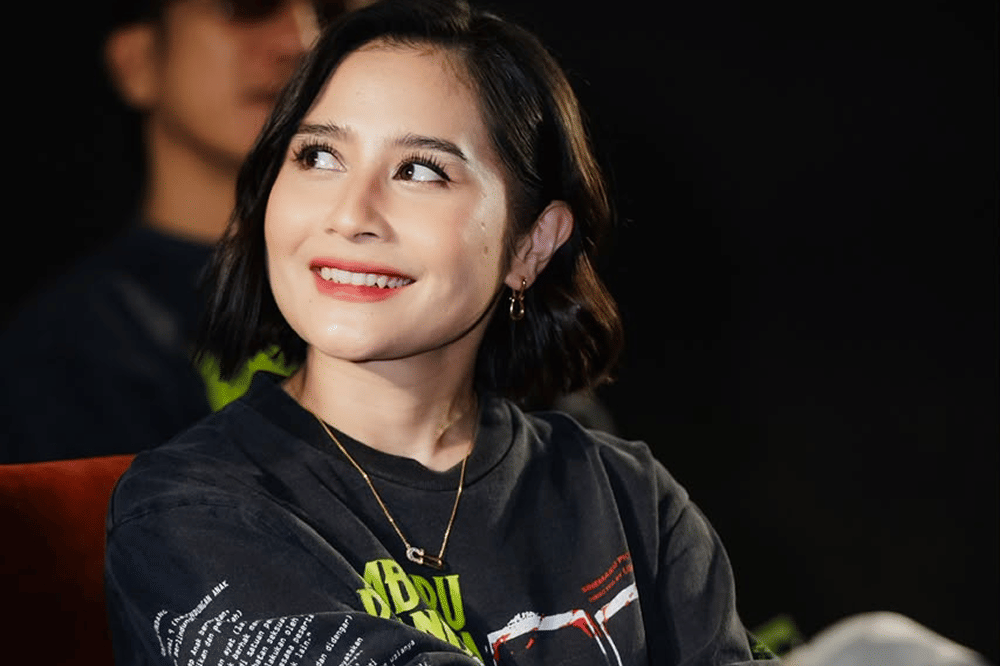 Prilly Latuconsina di Memburu Pemangsa 1