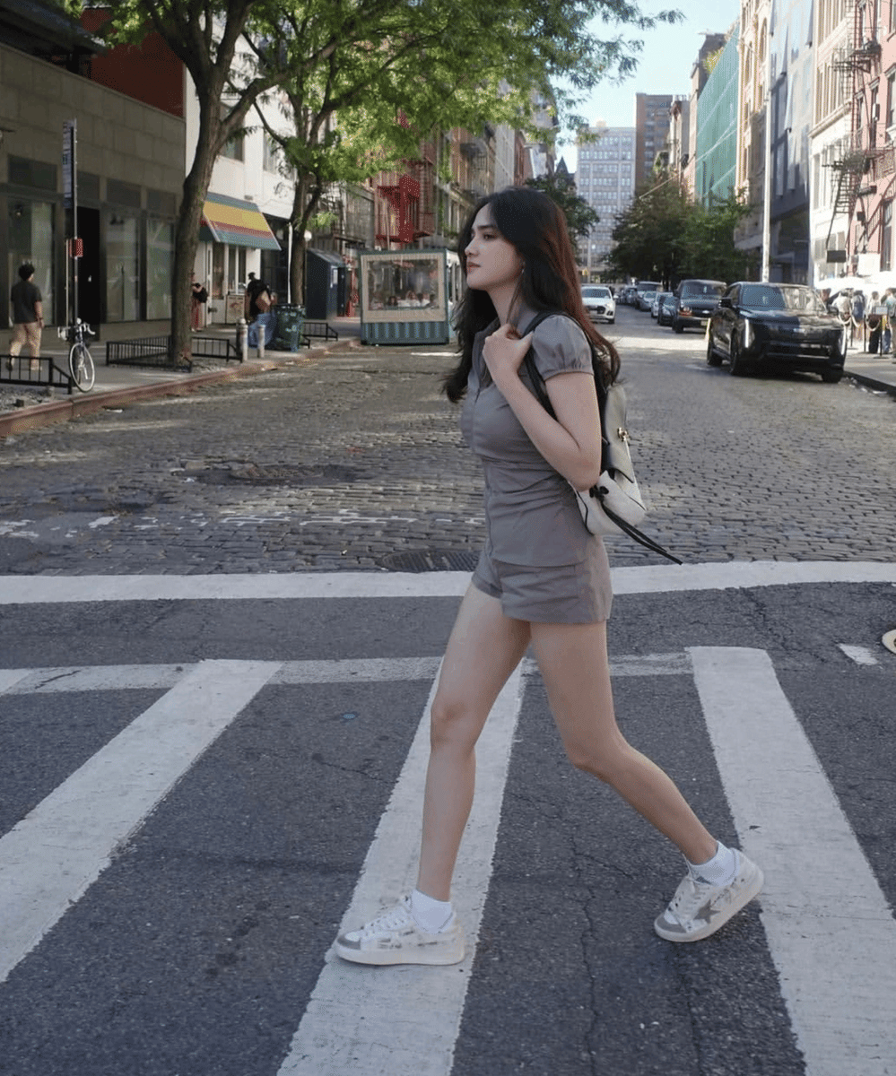 Gaya Outfit Syifa Hadju saat Liburan di Amerika (4)
