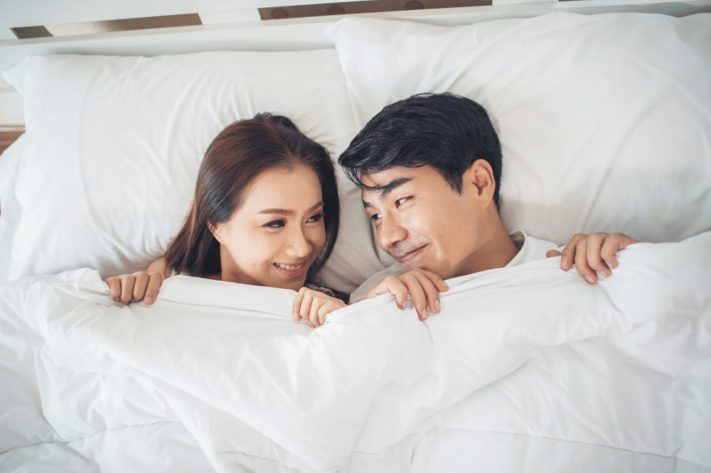 Benarkah Posisi Tidur setelah Berhubungan Pengaruhi Peluang Hamil?