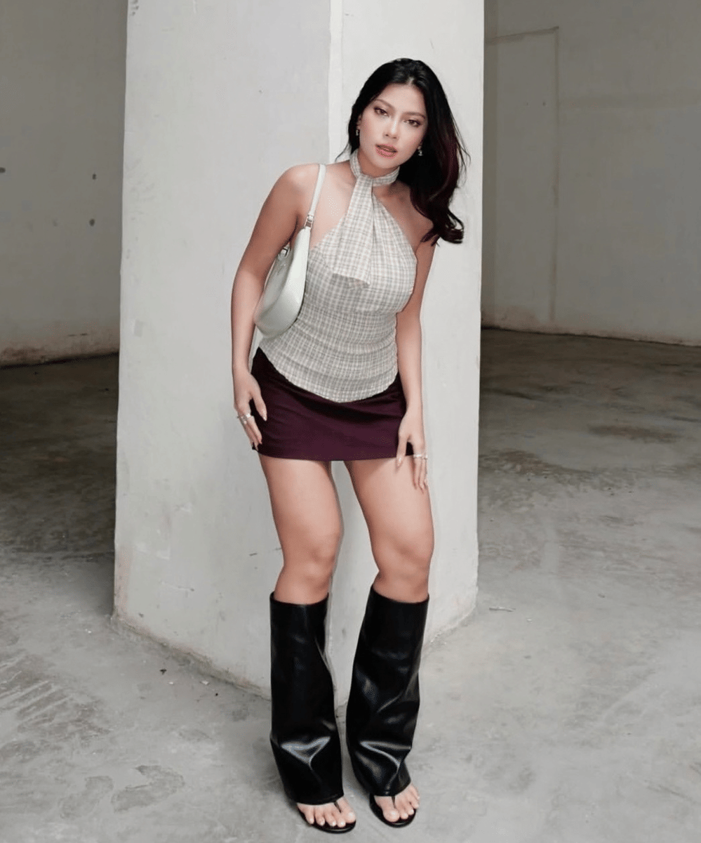 Gaya Outfit Kasual hingga Formal ala Hanum Mega (4)