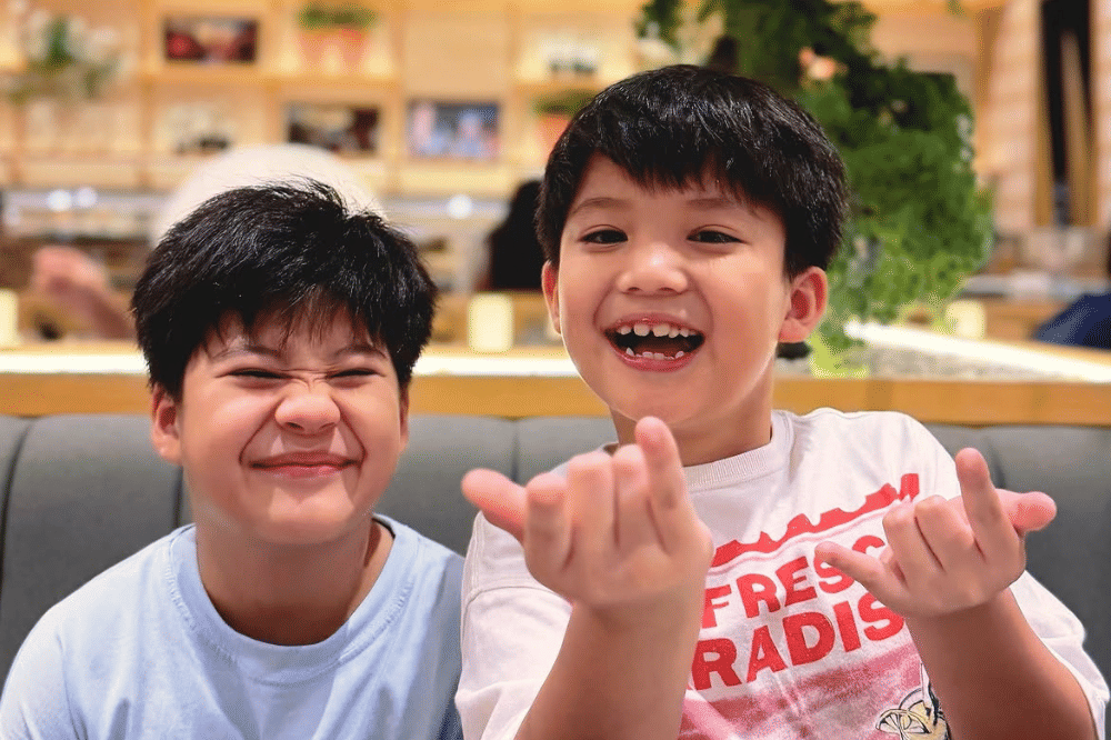 Putri Titian akhirnya kembali nonton Avengers bersama kedua anaknya